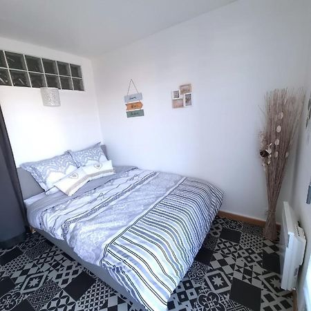 Appart Avec Terrasse Proche Plage - Classe 2 Etoiles 쿠크 외부 사진